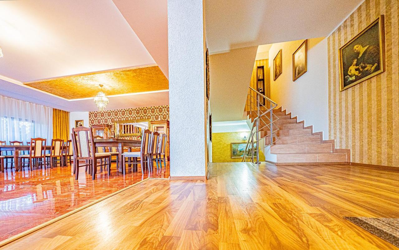 Pension Onix Vienna Airport Hotel Maria Ellend Ngoại thất bức ảnh